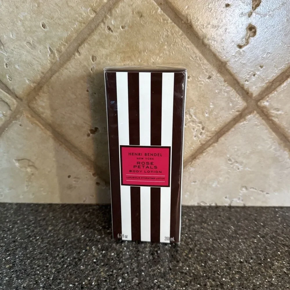 NEW HENRI BENDEL New York ROSE PETALS Hydrating Body Lotion 6.7 oz Sealed RARE